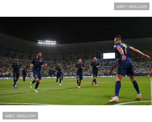 利雅得新月控球率62%压制达马克 4231体系展现中场统治力